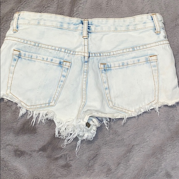 Forever 21 Jeans - Picture 3 of 3